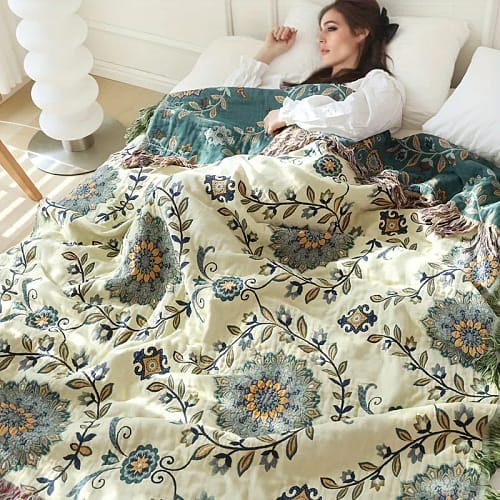 In The Mood Collection Quilt Deken - L180 x B130 cm - Katoen - Rood | Leen Bakker